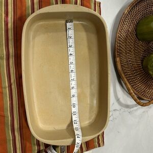 The Pampered Chef’s Stoneware Baking Pan